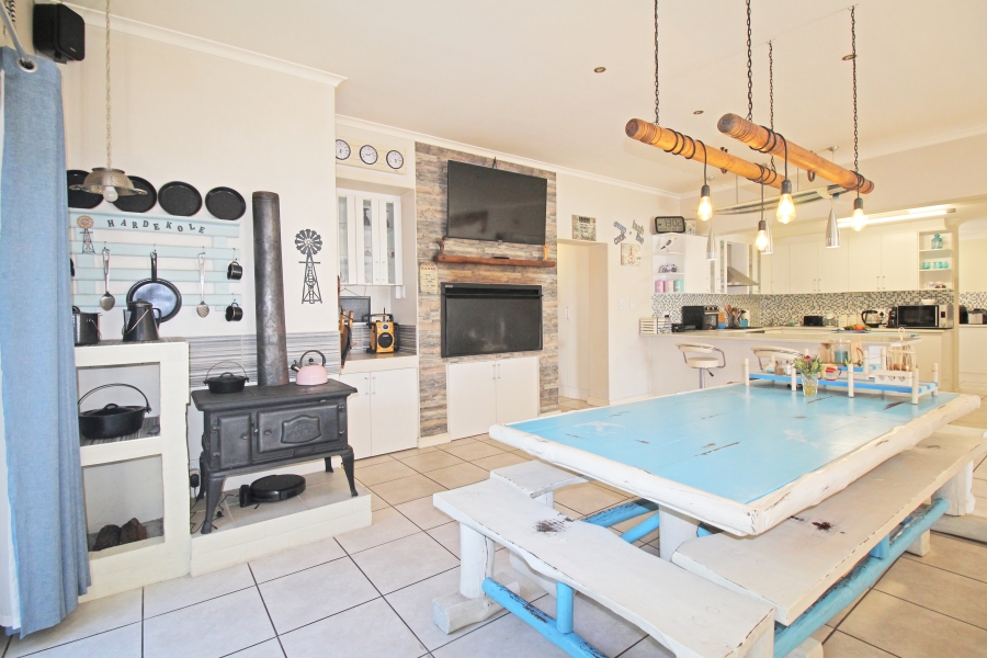 3 Bedroom Property for Sale in Blue Lagoon Western Cape